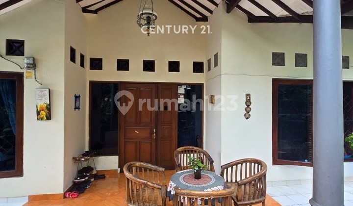 For Sale Serene Residential House in Cawang, East Jakarta 2