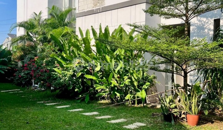 Dijual Rumah Hook Kebayoran Bintaro Sektor 7 Ada Taman Samping  2