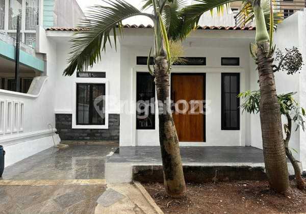 Ready-to-Occupy House in Taman Kenari Nusantara Housing Complex, Cibubur 2
