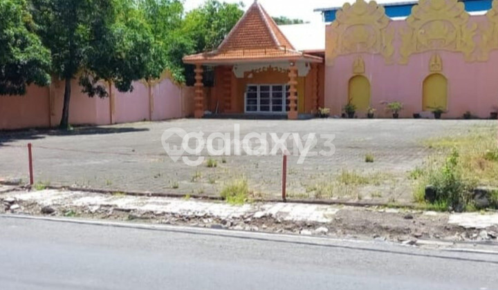 Gedung 2 Lantai Bypass Ngurah Rai Jimbaran Badung, Bali