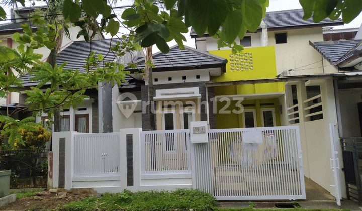 Rumah Cozy SHM di Buah Batu Bandung Siap Huni Rumah Cozy SHM di Buah Batu Bandung Siap Huni