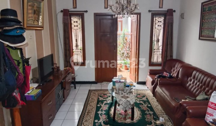 Nice House with a Serene Atmosphere in East Bandung, Bandung City 2