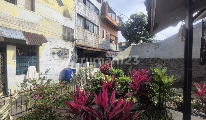 Rumah Kosan Cocok di Pusat Kota Strategis Siap Huni Rumah Kosan Cocok di Pusat Kota Strategis Siap Huni