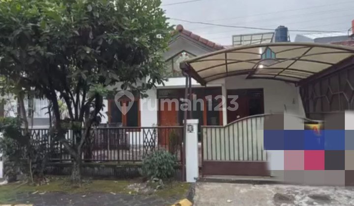For Sale Ready-to-Occupy House in Batununggal Bandung Residential Complex Ydt