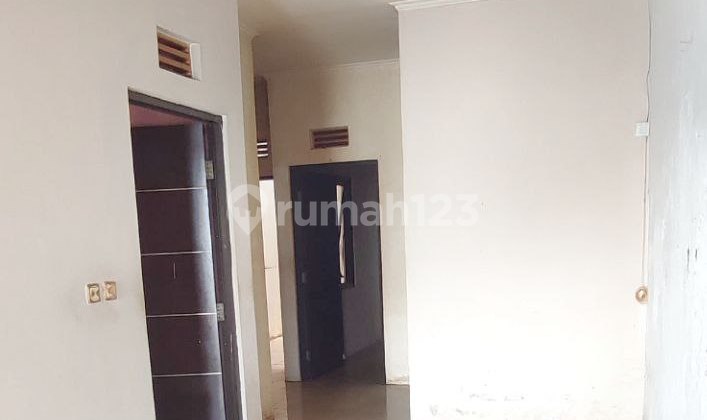 Best Price Sale of Ready-to-Occupy House in a Complex Near Widyatama University 2