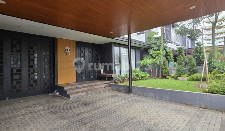 For Rent: House in Tatar Nayapati, Kota Baru Parahyangan, Lid.