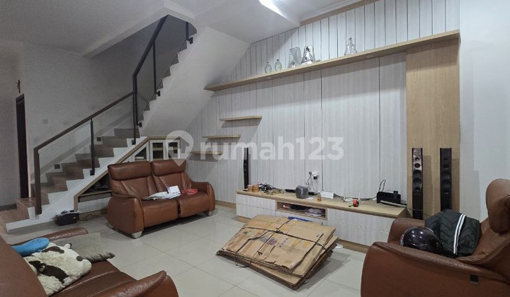 Disewakan Rumah Minimalis 2 Lantai di Mekarwangi Bandung Lid Disewakan Rumah Minimalis 2 Lantai di Mekarwangi Bandung Lid