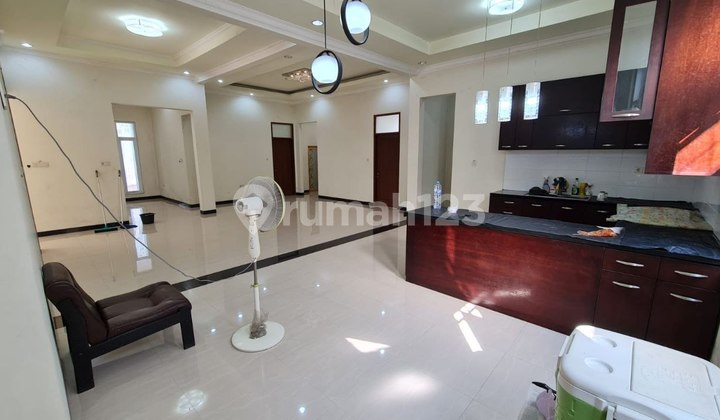 Dijual Tanah Bangunan dan Kos di Kerawang Lokasi Main Road Slv Dijual Tanah Bangunan dan Kos di Kerawang Lokasi Main Road Slv