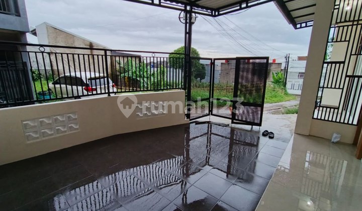 Dijual Rumah 2 Lantai Siap Huni di Cibogo Cihanjuang Int