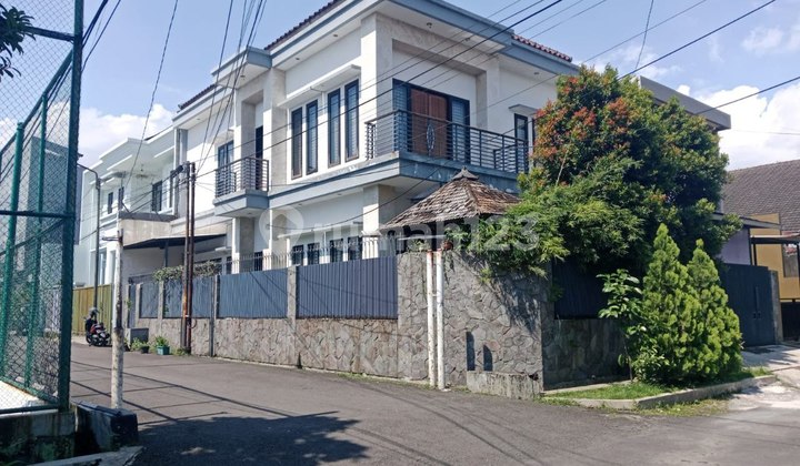 For Sale: House in the Sayap Peta Area, Srimahi Baru-Kembar, Bandung Yan