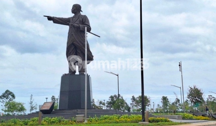 Rarely Available, Most Sought-After Location Brooklyn Plot Pik.2 Can Build 12 Floors