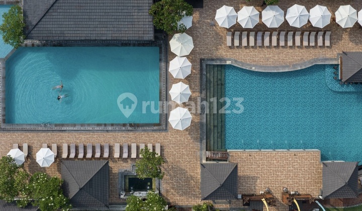 Beach Front Apartment Furnished 2 Bedroom A Beach Front Apartment Furnished 2 Bedroom A