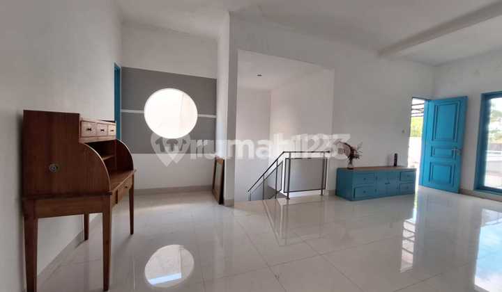 For Rent Semi Villa Mediterranean Style in Kerobokan, Bali