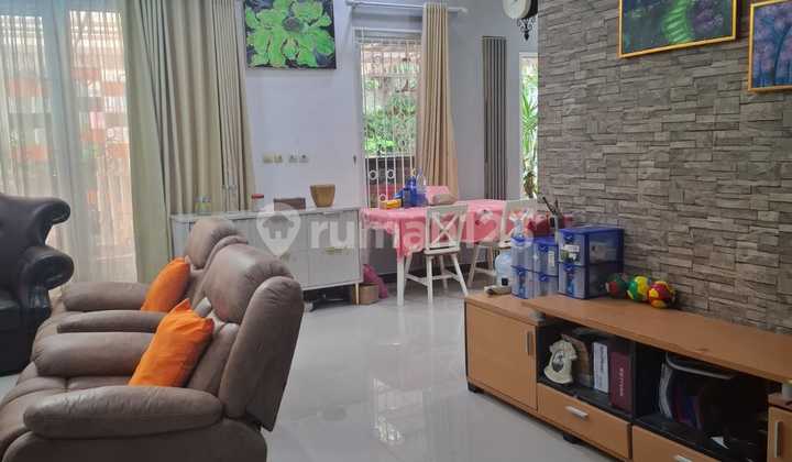 Modern 3-Story House with Rooftop Ready to Occupy 2