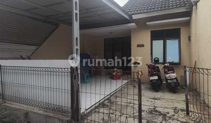 Central City House, Near Highway, Front Cluster on Twin Road