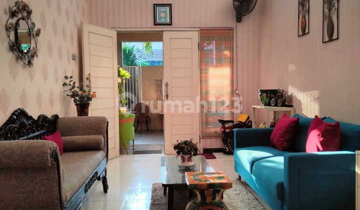 Rumah 1 Lantai Puri Surya Jaya, Asri, Cantik, Siap Huni