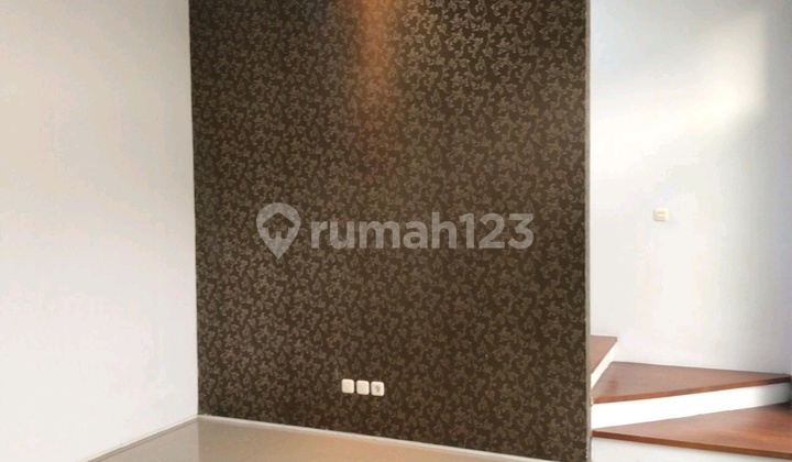 Rumah 2 Lantai Full Bangunan Citra Garden, Siap Huni 2