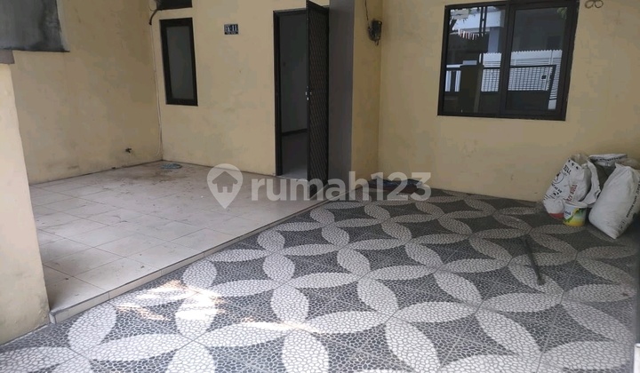 Dijual Rumah Cantik Asri Puri Indah Tengah Kota Siap Huni Dijual Rumah Cantik Asri Puri Indah Tengah Kota Siap Huni