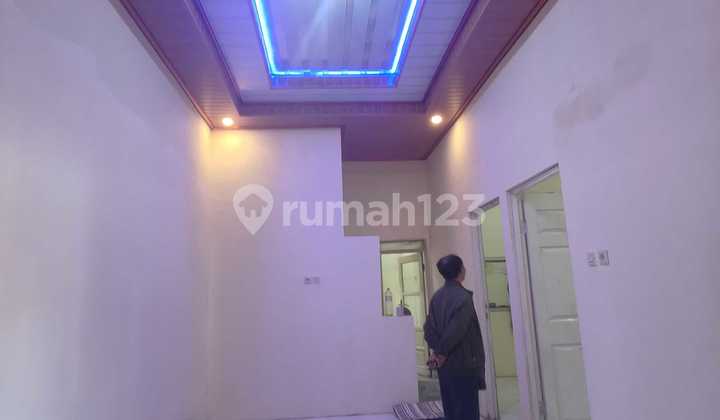 Newly renovated 1-story house, near Bluru market, close to Alfamidi. Newly renovated 1-story house, near Bluru market, close to Alfamidi.