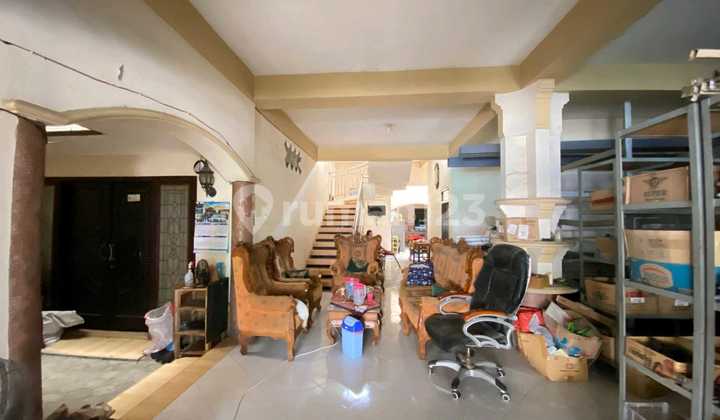 For Sale Quick Shop House & Warehouse near Kediri Airport For Sale Quick Shop House & Warehouse near Kediri Airport