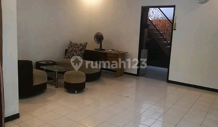 Dijual Rumah 1,5 Lantai Puri Surya Jaya Siap Huni