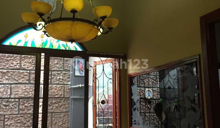 Rumah Deltasari 2 lantai, bagus, siap huni