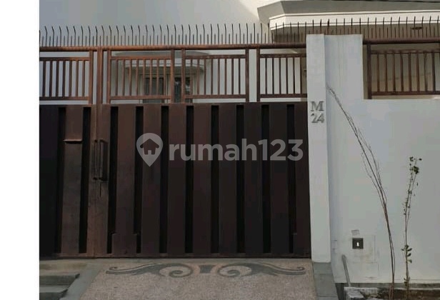 Hook House in Darmo Indah East Surabaya Hook House in Darmo Indah East Surabaya