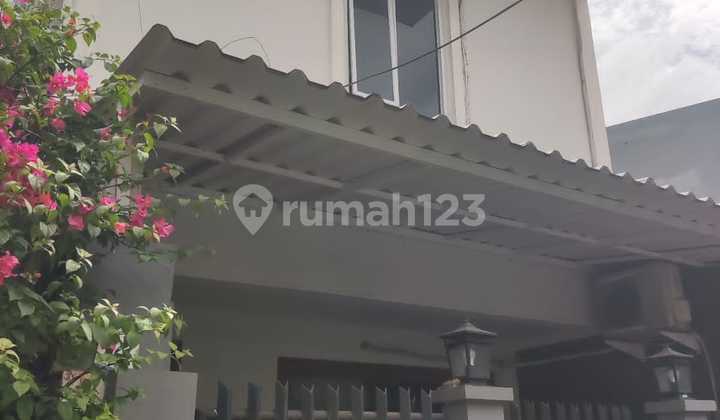 Rumah 2 Lantai Di Jl. Tebet Barat C