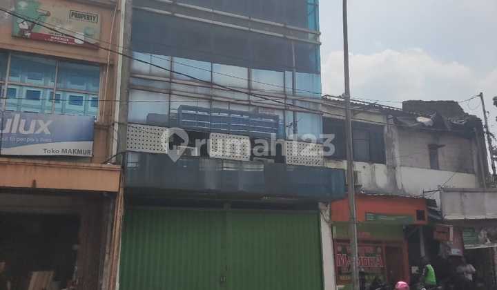 Ruko 3 Lantai di Jalan Kapten Tendean, Jl. Kapten Pierre Tendean, Mampang Prapatan, Mampang Prapatan, Kota Jakarta Selatan, DKI Jakarta, Indonesia, 12790, Mampang Ruko HGB