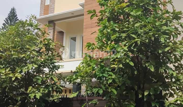 Rumah Murah 3 Lantai di Cluster Vila Tampak Siring Perumahan Puri Gading, Perumahan Puri Gading Cluster Vila Tampak Siring, Jl. Villa Tampak Siring Blok B4 No.3A, Jatimelati, Pondokmelati, Kota Bekasi, Jawa Barat, Indonesia, 17414, Jatimelati Rumah Butuh Rumah Murah 3 Lantai di Cluster Vila Tampak Siring Perumahan Puri Gading, Perumahan Puri Gading Cluster Vila Tampak Siring, Jl. Villa Tampak Siring Blok B4 No.3A, Jatimelati, Pondokmelati, Kota Bekasi, Jawa Barat, Indonesia, 17414, Jatimelati Rumah Butuh