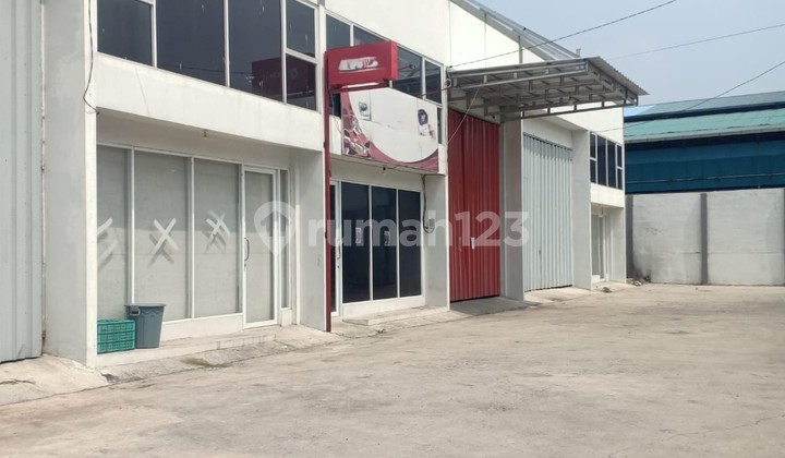 Strategic Warehouse for Rent in Halim Jurumudi Tangerang - Land Area 300 m² Strategic Warehouse for Rent in Halim Jurumudi Tangerang - Land Area 300 m²