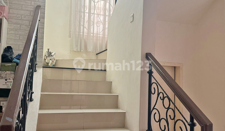 Rumah Eksklusif 2 Lantai Alicante Gading Serpong Dekat Tol & Mall, Harga Nego!