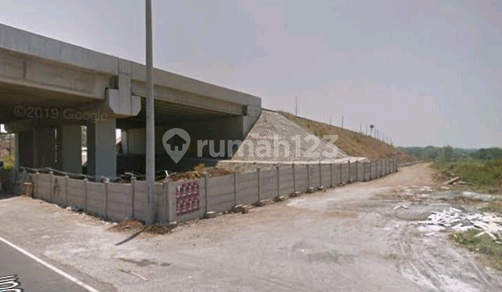 Strategic Land 3606m² in Sukorejo Pasuruan with Natural View