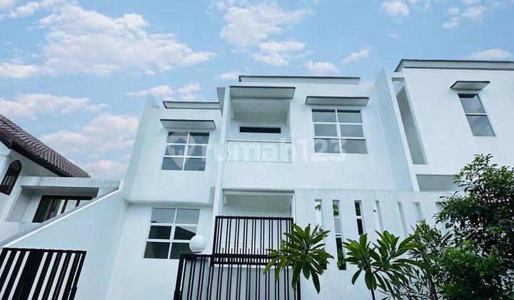 Rumah Baru Modern Strategis 2 Lantai Di Cinere Rumah Baru Modern Strategis 2 Lantai Di Cinere