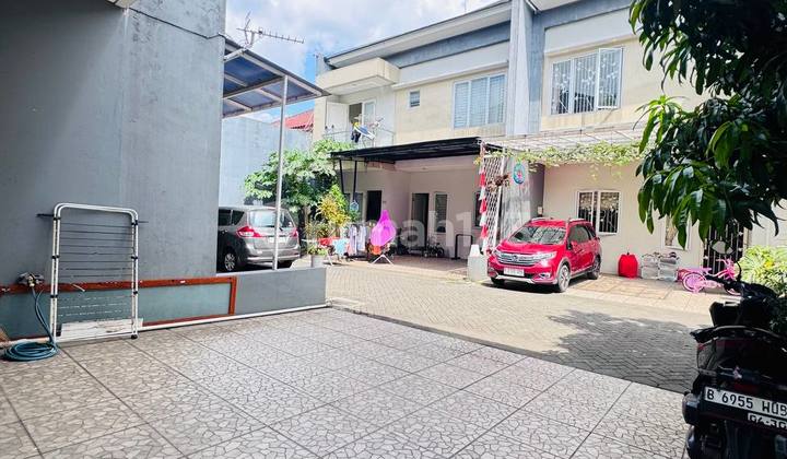 Dijula Rumah 2 Lantai Dalam Cluster Di Jagakarsa 2