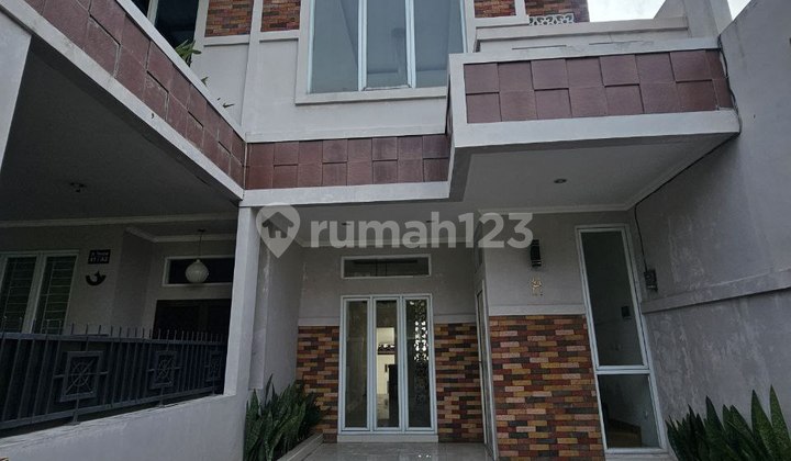 Rumah Cantik Harga Terbaik Di Cinere Siap Huni