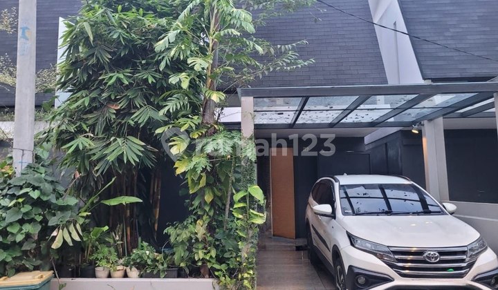 Rumah Modern Industrial Disewakan / Dijual Lokasi di Limo