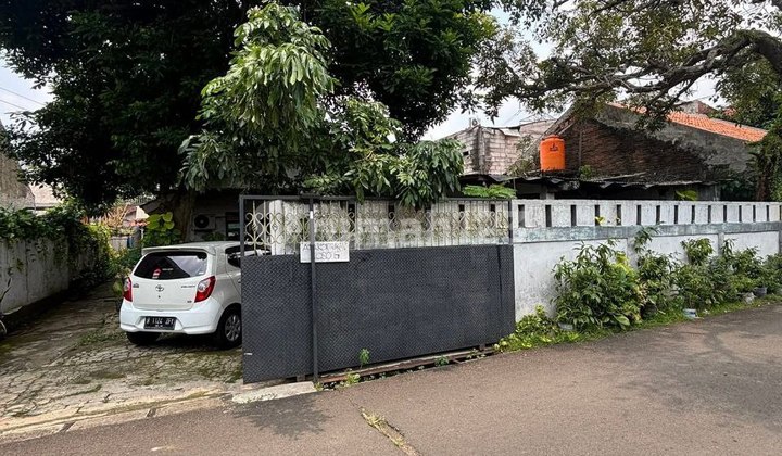 Rumah Hitung Tanah Di Cirendeu Cocok Untuk Investasi