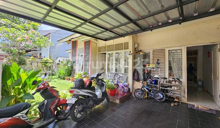 Spacious House in Cinere Complex at the Best Price