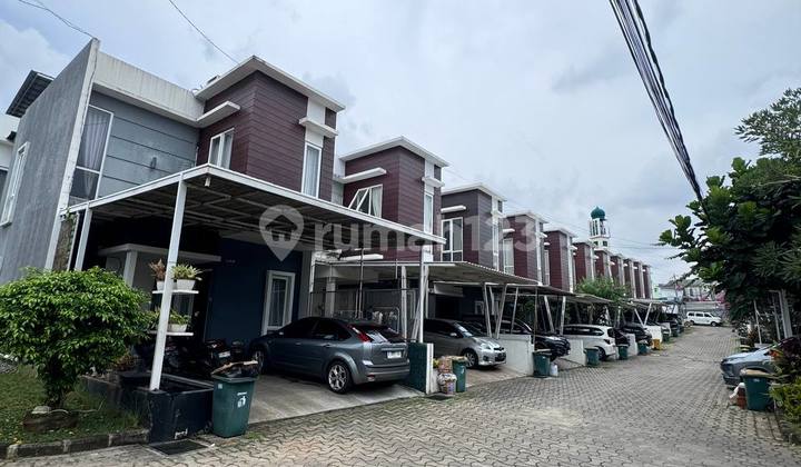 Rumah Cantik 2 Lantai Dalam Cluster Nempel Andara