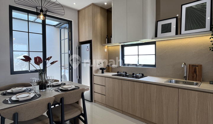 ADJACENT HOUSE IN BSD, 5 MINUTES TO AEON & CISAUK STATION 2