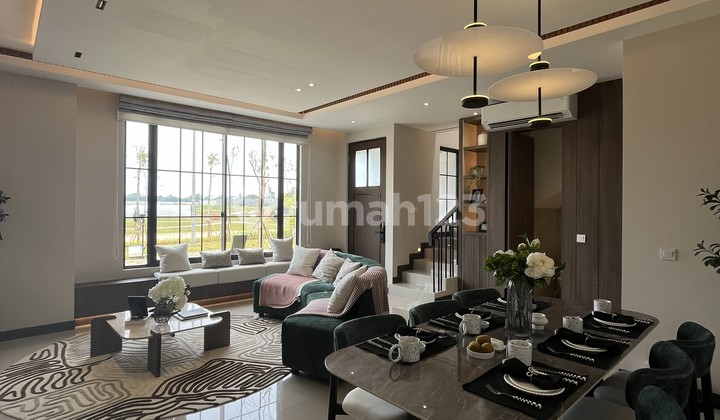 RUMAH LUAS DAN MEWAH DI BSD DENGAN CLUBHOUSE TERBAIK RUMAH LUAS DAN MEWAH DI BSD DENGAN CLUBHOUSE TERBAIK