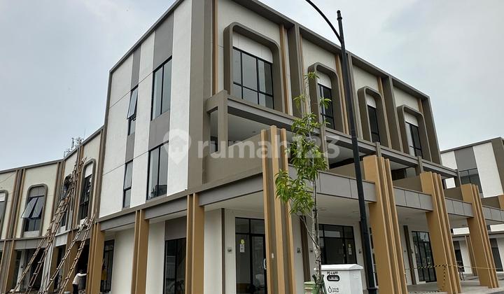 RARE RUKO LOCATION BUSY GADING SERPONG, VERY CHEAP! 2