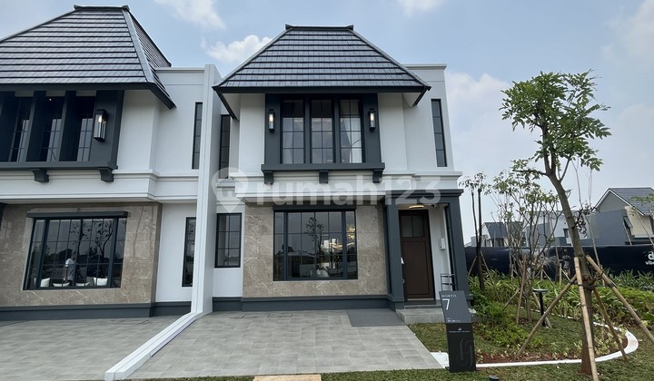 HOUSE FOR YOUNG COUPLES 5 MINUTES TO BSD MODERN MARKET 2