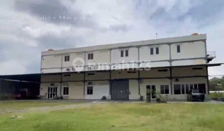 Ready-to-Use Ex-Food Factory Warehouse, Kemlagi Highway, Mojokerto
