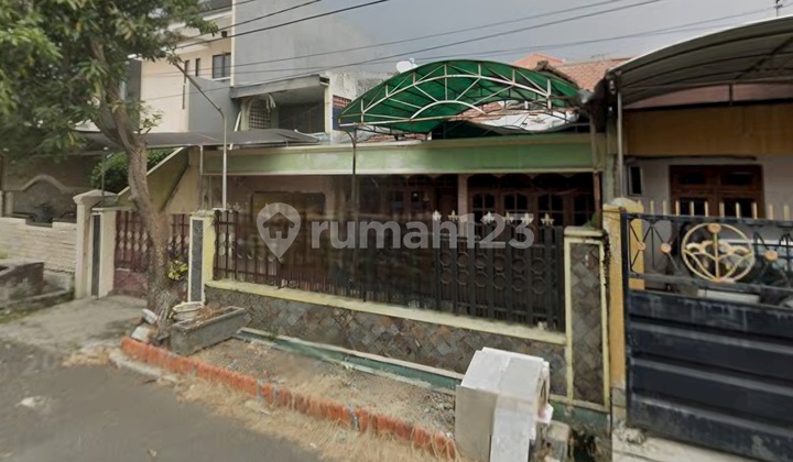 Jemursari Timur Row 3 House, Cheap Car, 2.3 M Negotiable, Near Tenggilis 2