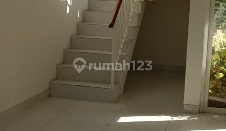 2-Story House in Grand Pakuwon Tandes Cheap 1.25 M Near Margomulyo 2