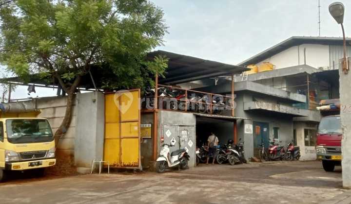 Warehouse Ex Factory Jln Raya Mojotengah Bringkang Kedamean Menganti