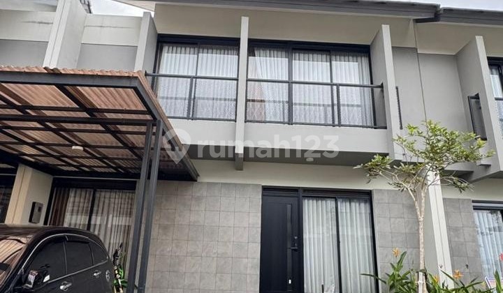 House in Kota Baru Parahyangan Luxurious Unfurnished Ready to Occupy