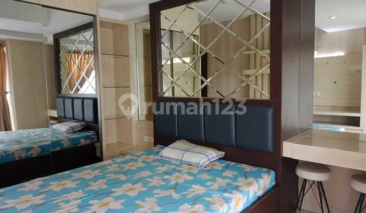 Furnished 2 Bedroom Apartment